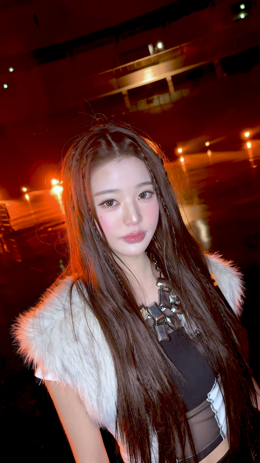 260228 تحديث TikTok الرسمي لـ IVE مع Wonyung - 🖤ʜᴏʟᴇ (تحدي BLACKHOLE)