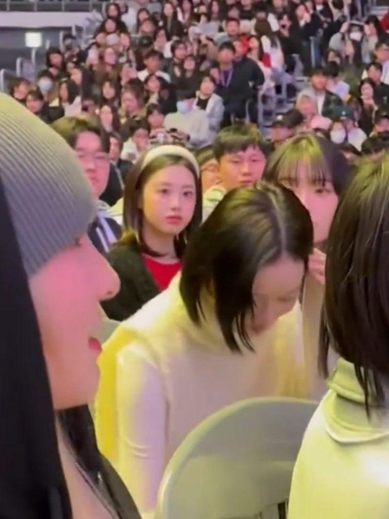 260222 وينتر يحضر حفل i-dle "Syncopation" في سيول