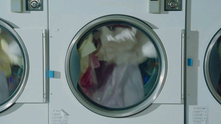 260225 تحديث تويتر Fwee_makeup - روتين نايون الصحي الممتع ♪ مع مرطب الشفاه الناعم!