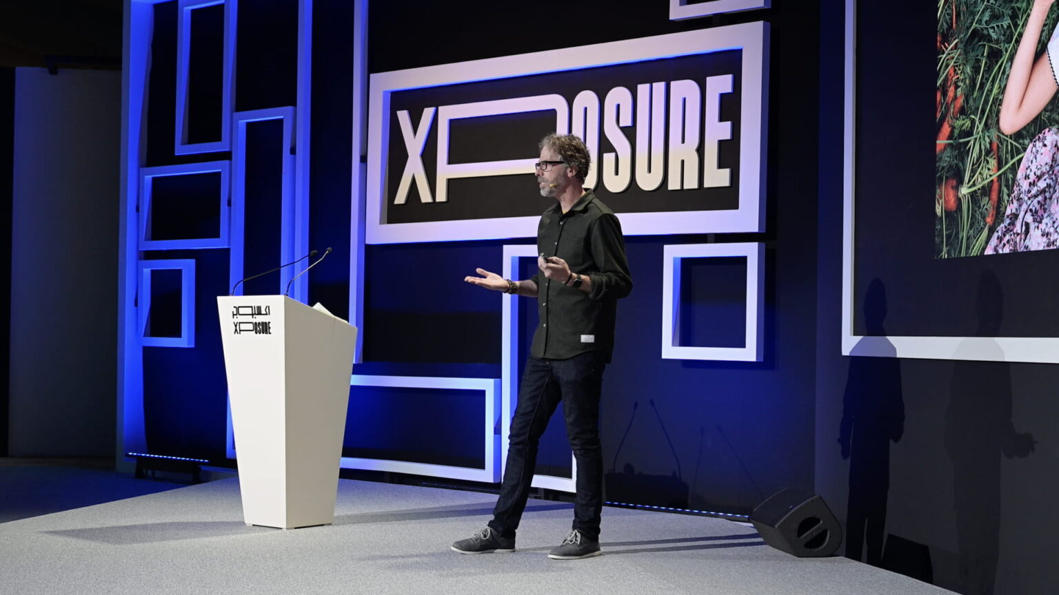 اكسبوجر يستعرض سيرة مصور كندي حوّل فشله المهني إلى نجاح باهر