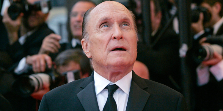 نجم فيلم "العراب".. رحيل الممثل الأميركي روبرت دوفال