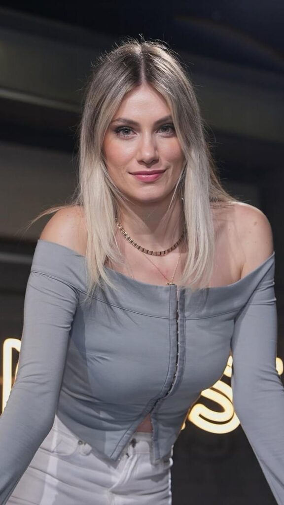 Sinem Ökten Sinem Ökten