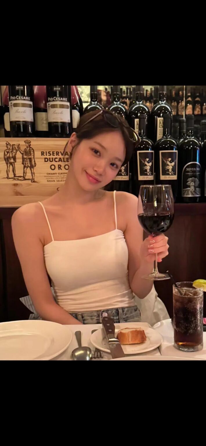 هل من أحد يعرف المطعم؟