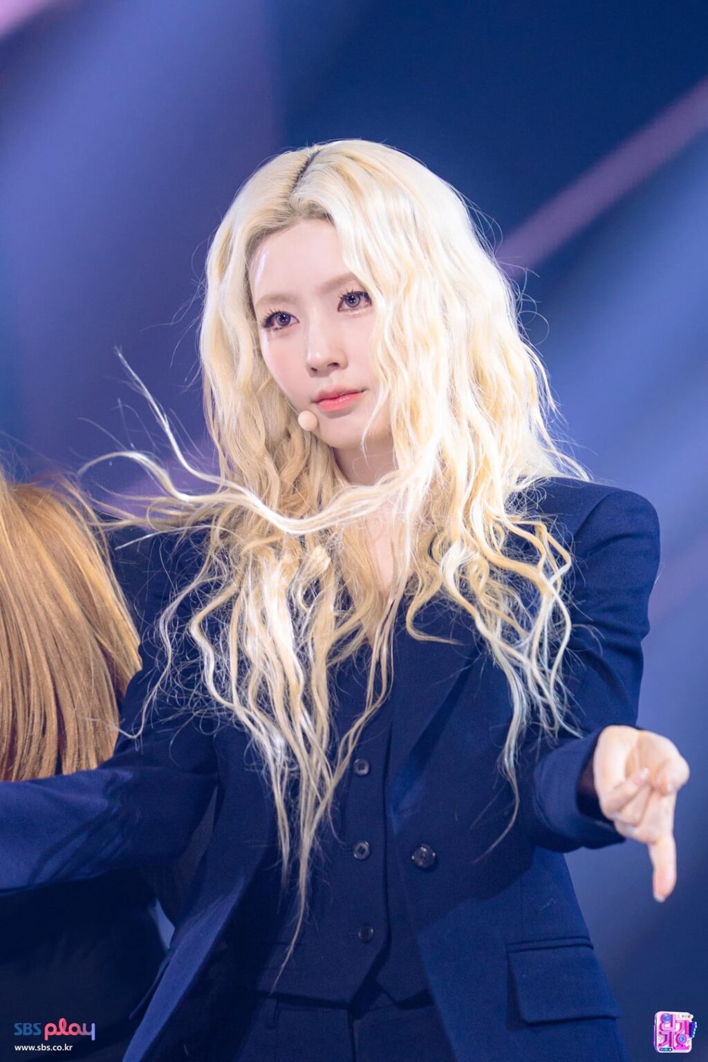 260211 صور Inkigayo في الموقع باستخدام i-dle (أداء "أحادي")