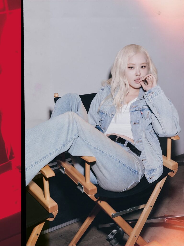 تم الإعلان عن BLACKPINK Rosé كواحدة من أحدث سفراء العلامة التجارية العالمية لـ LEVI