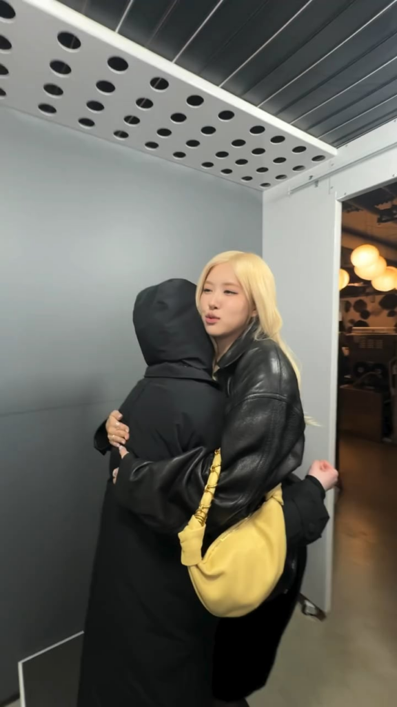 260211 تحديث روزي (مصاصة الدماء) على الانستغرام