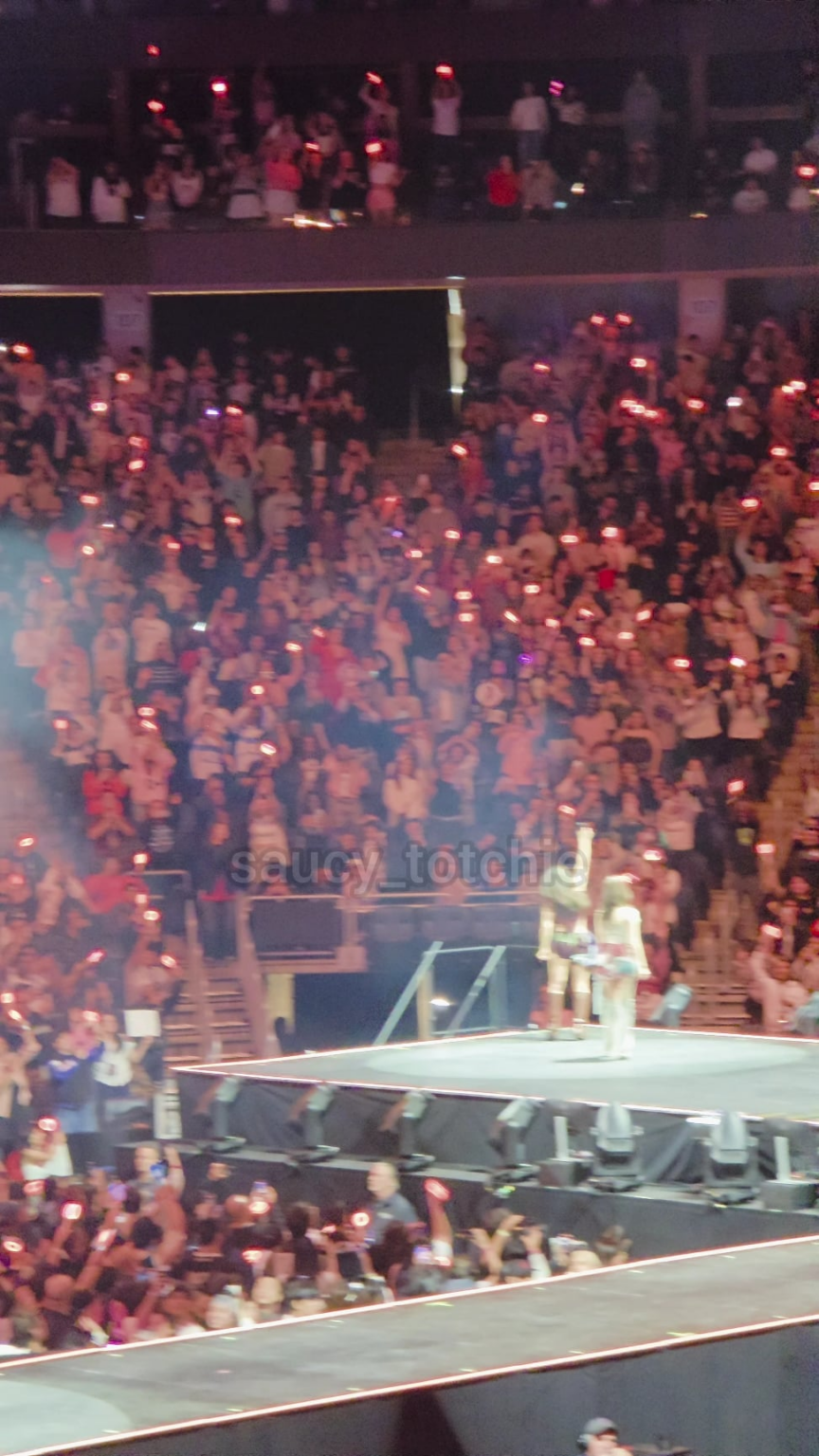 جيهيو تقود الطريق. مدينة نيويورك يوم 2.