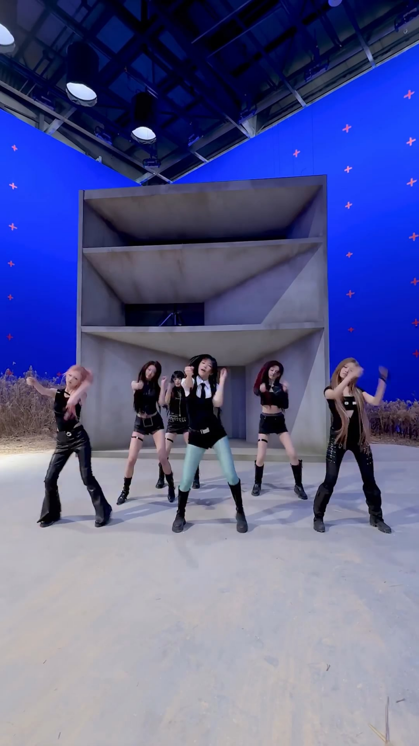 260217 تحديث TikTok الرسمي لـ IVE (3) - 24/7 BANG🌀BANG🌀