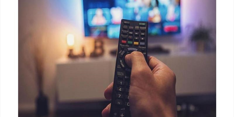 لماذا تغيب الأفلام وتحضر المسلسلات على شاشاتنا؟ | نجوم الفن لماذا تغيب الأفلام وتحضر المسلسلات على شاشاتنا؟ | نجوم الفن