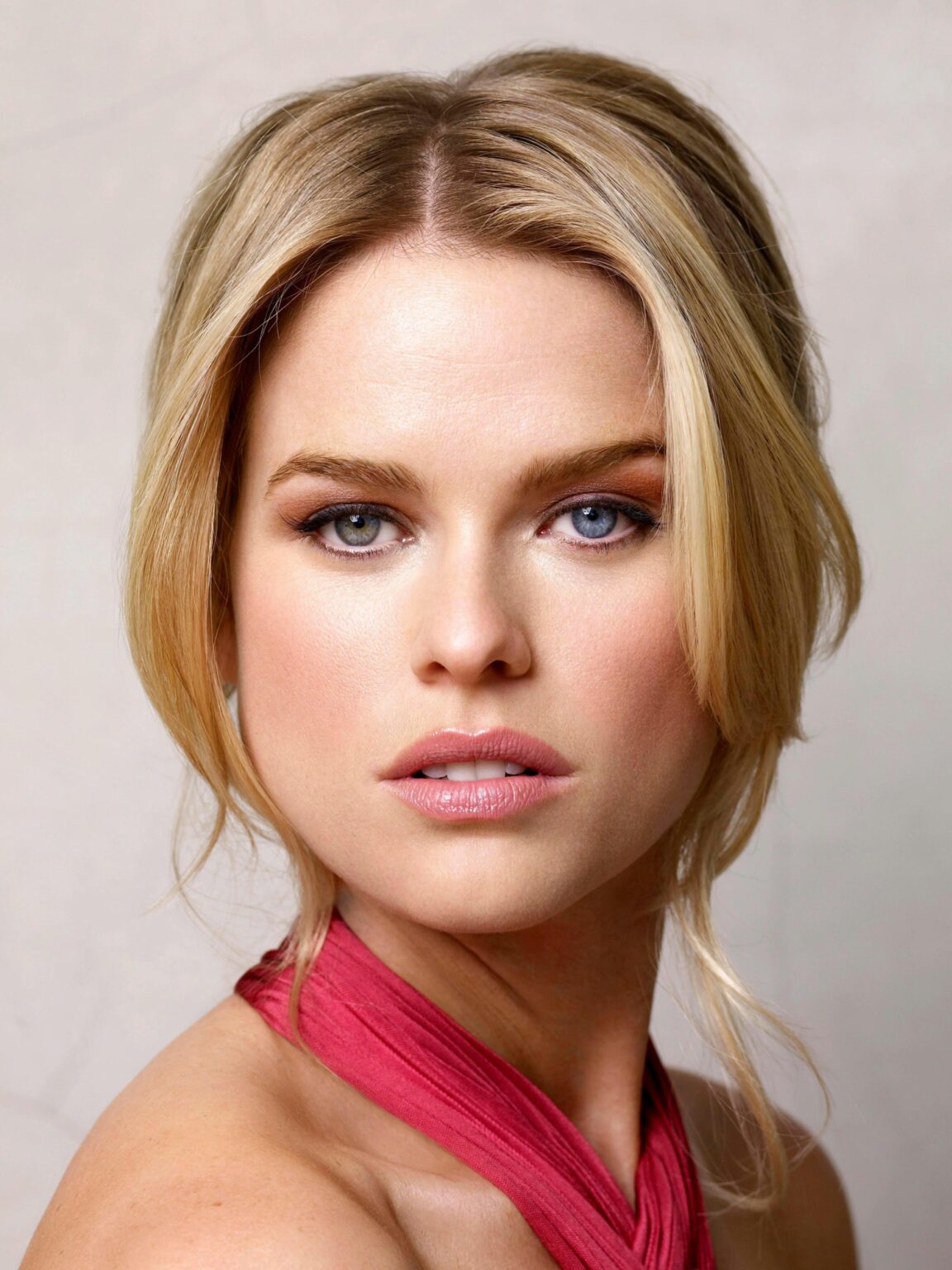 Alice Eve