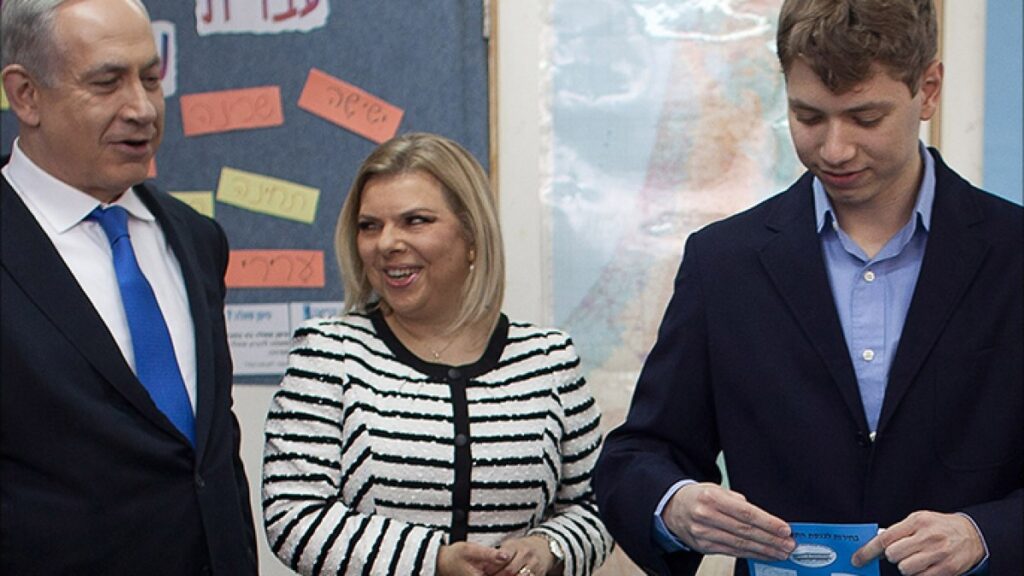 "ضرب والده فأرسله للمنفى".. حارس نتنياهو السابق يكشف كواليس إبعاد يائير إلى ميامي | أخبار