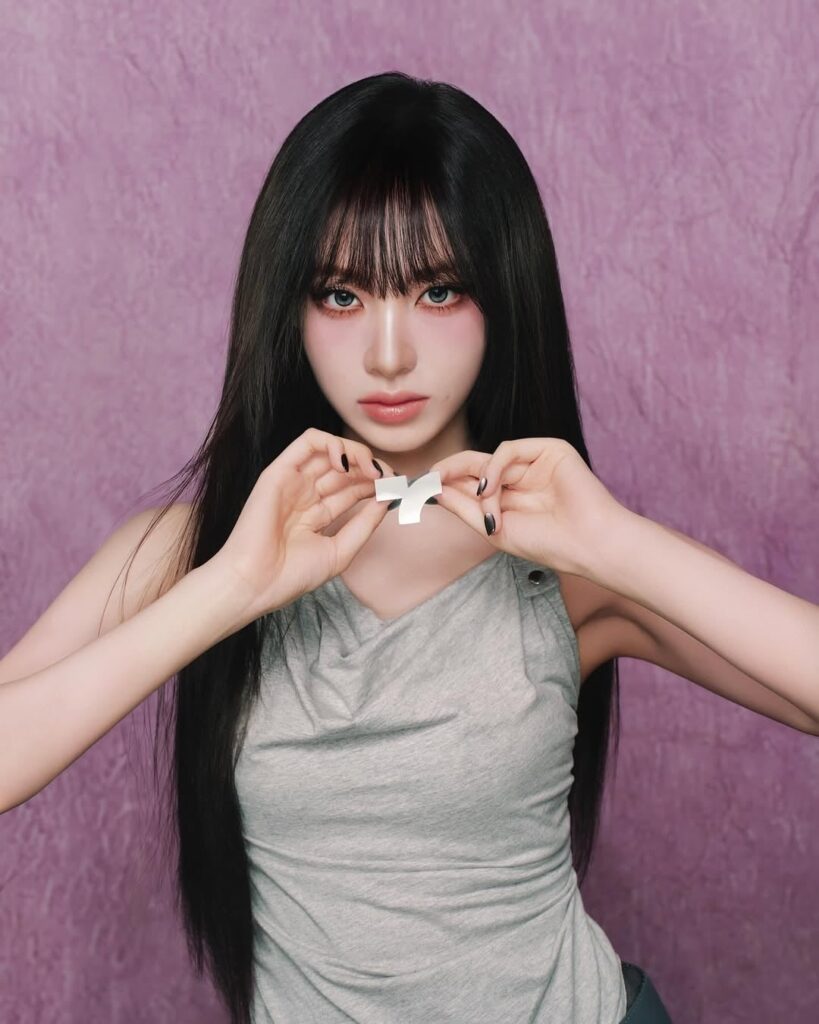 أعلنت IVE Liz عن كونها عارضة الأزياء الجديدة لعلامة مستحضرات التجميل الكورية TONYMOLY أعلنت IVE Liz عن كونها عارضة الأزياء الجديدة لعلامة مستحضرات التجميل الكورية TONYMOLY