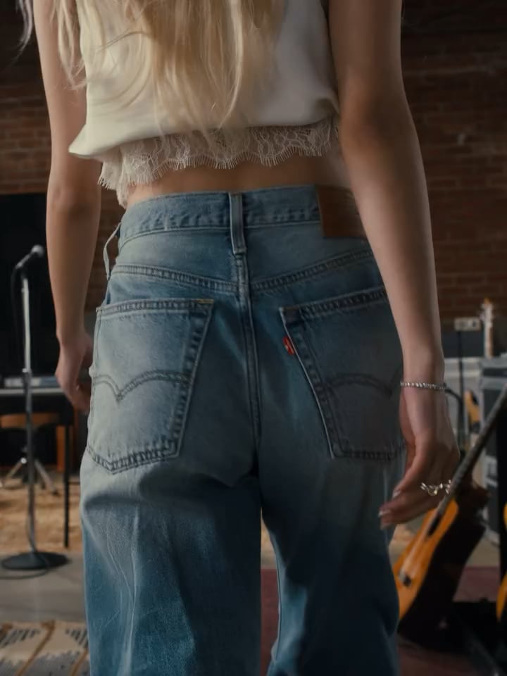 روزي × ليفي