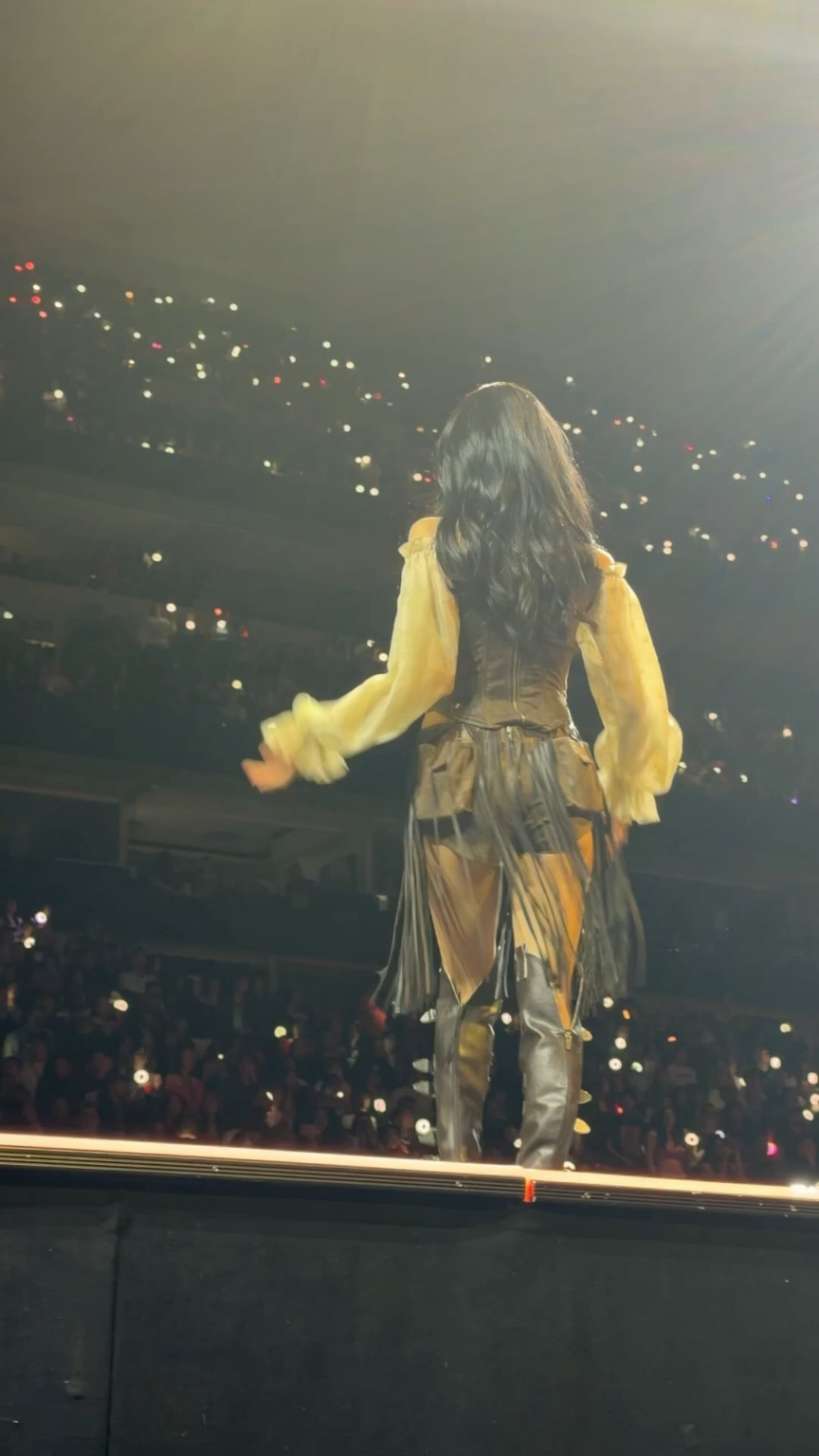 اكتملت الآن حياتي كمتحيزة لـ Chaeyoung 🥑