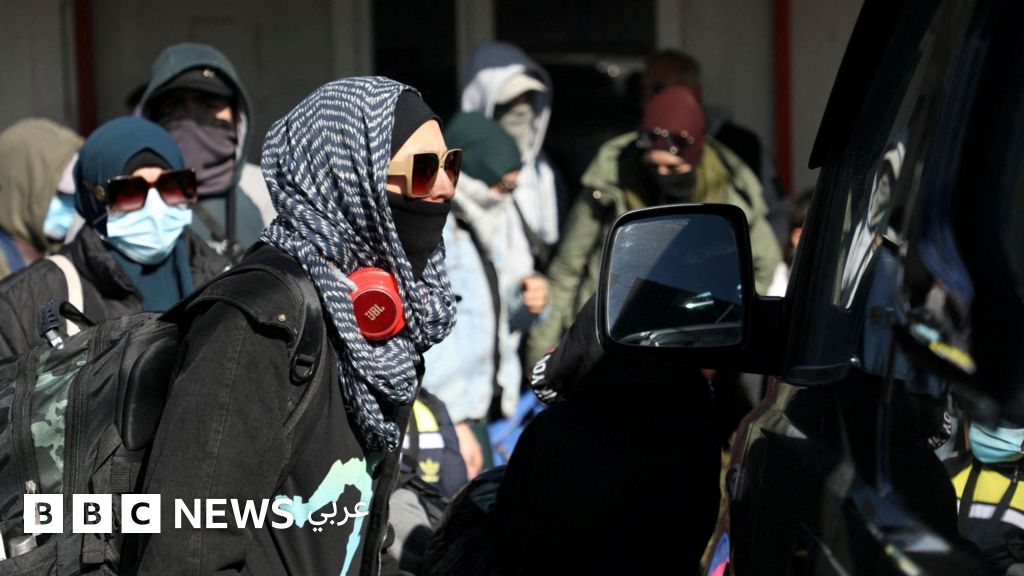 إعادة 34 أسترالياً إلى مخيم سوري بعد الإفراج عنهم بسبب "سوء تنسيق" مع دمشق