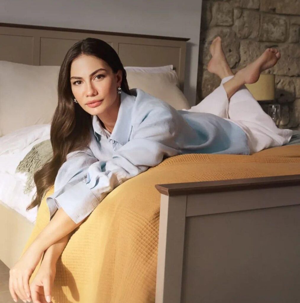 Demet özdemir 4k ünsüz ünlü fotoğraf netleştirme yapılır