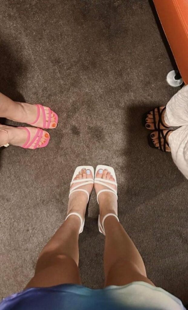 Feride özdinç 4k için yana kaydır