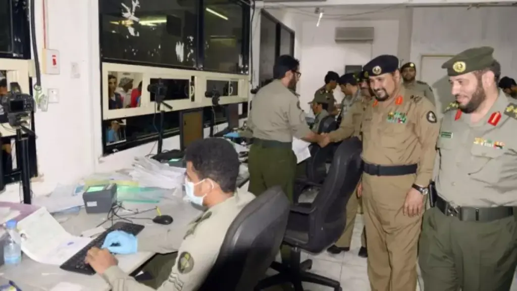 البشرى التي انتظرها الملايين.. السعودية تزف أجمل خبر للمقيمين وأسرهم وتصدر قرارت مُفرحة!