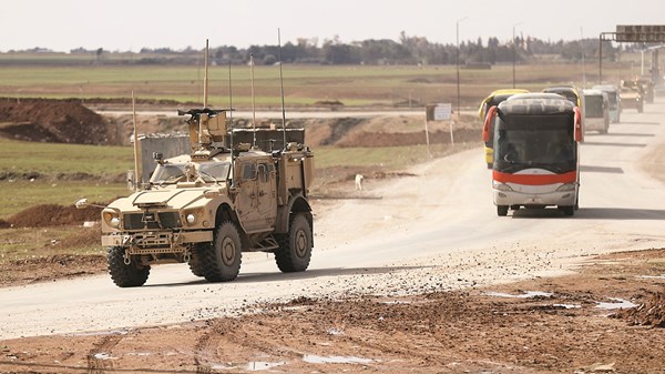 العراق يعلن اكتمال ترحيل معتقلي «داعش» من سوريا