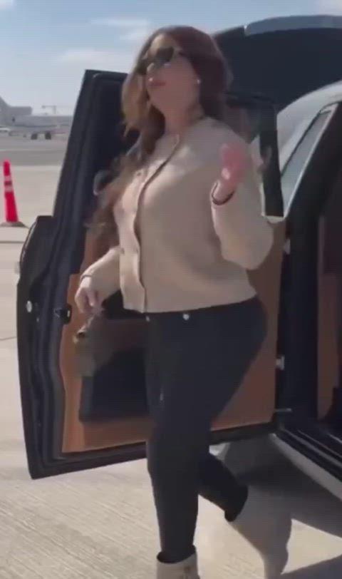 Nesreen Tafesh 🍑 (p.t 1 of 3)