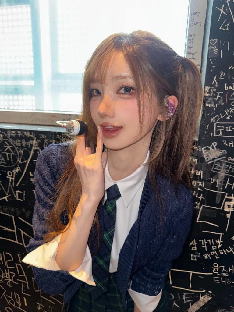 QWER - أرجواني