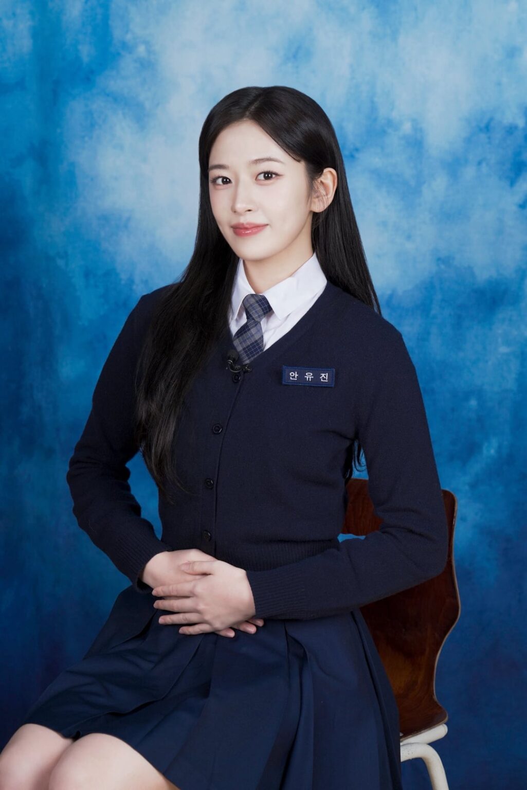 IVE - الألبوم الثاني: REVIVE+ (صور مفهوم التخرج)