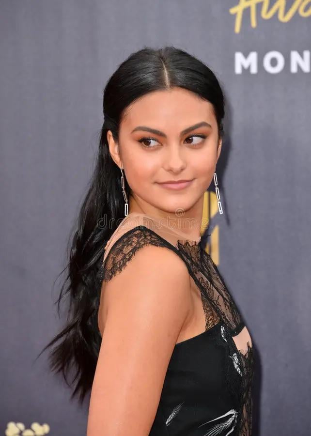 Camila Mendes Camila Mendes
