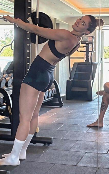 Zehra Güneş Zehra Güneş