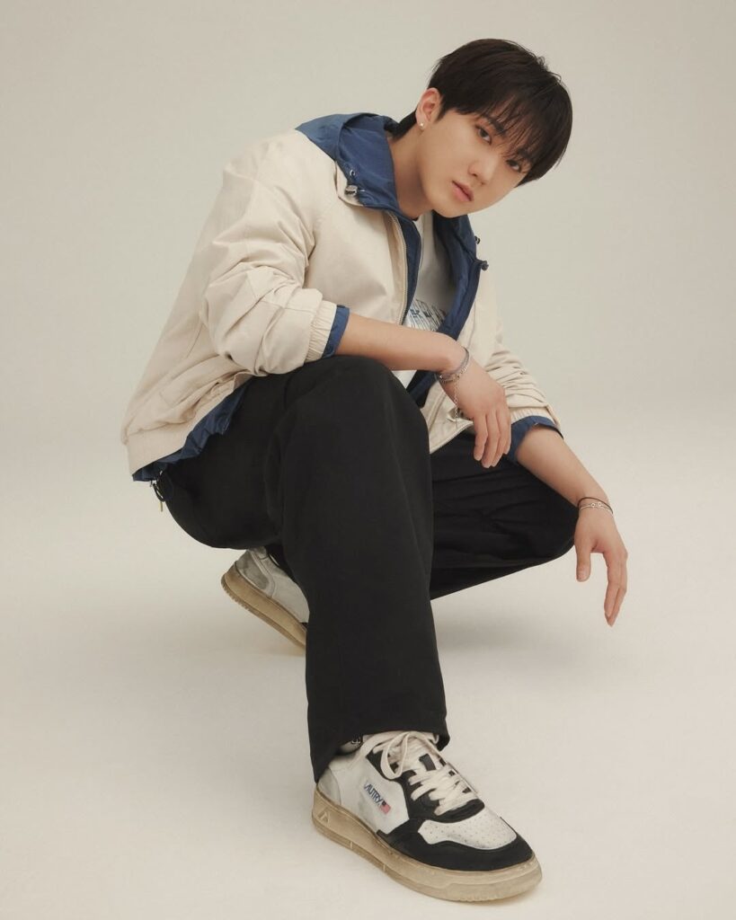 تم تعيين Stray Kids Changbin رسميًا كأول سفير عالمي لعلامة الأحذية الأمريكية Autry تم تعيين Stray Kids Changbin رسميًا كأول سفير عالمي لعلامة الأحذية الأمريكية Autry