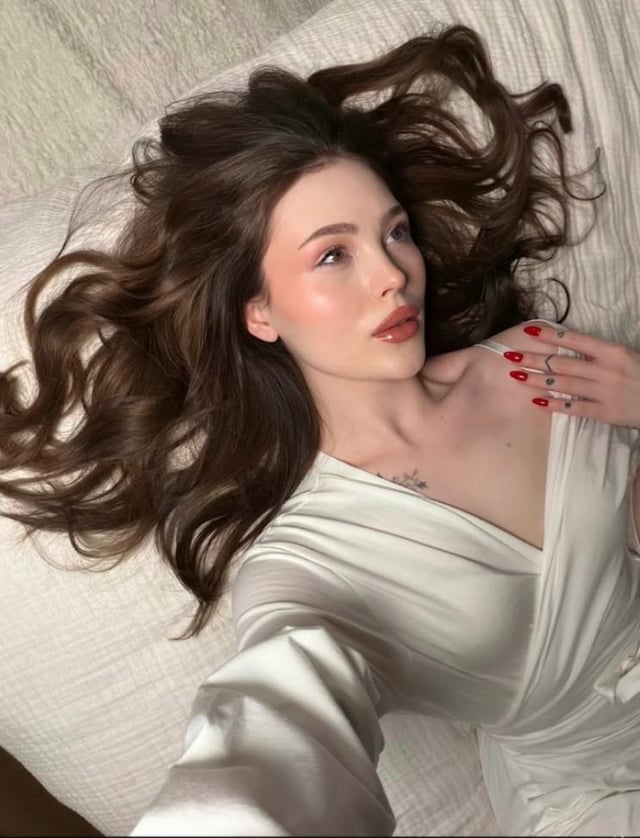 Ceren yaldız Ceren yaldız