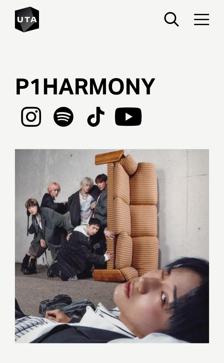 وقعت شركات P1Harmony وAMPERS&ONE وAxMxP عقودًا مع وكالة المواهب المتحدة (UTA) وقعت شركات P1Harmony وAMPERS&ONE وAxMxP عقودًا مع وكالة المواهب المتحدة (UTA)