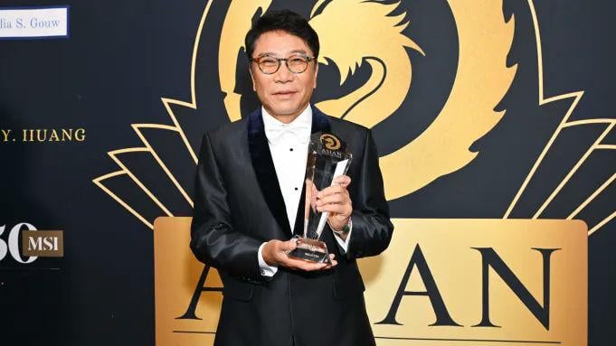 شرط عدم المنافسة لمدة ثلاث سنوات لـ Lee Soo-man ينتهي هذا الشهر: إطلاق فرقة Boy Group مخطط له في النصف الأول من عام 2026