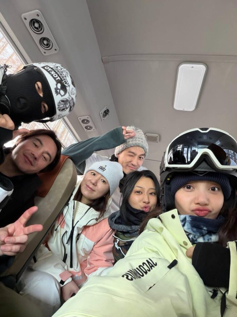 260211 تحديث انستقرام heyalic_e مع ليزا