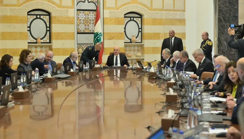 ‘النهار’: وزراء القوات سيتمسكون بخطة واضحة لحصر السلاح وليس لاحتوائه 'النهار': وزراء القوات سيتمسكون بخطة واضحة لحصر السلاح وليس لاحتوائه