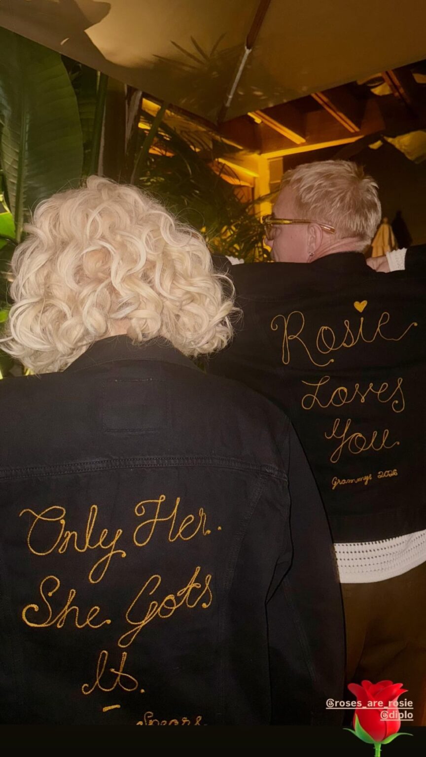 روزي تلمح إلى شيء ما؟