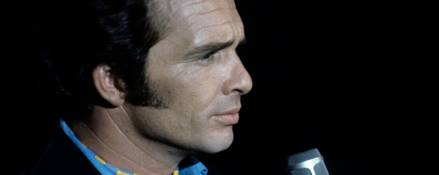 وفقًا لمقابلة مجهولة أجريت عام 2010، كان ميرل هاغارد جالسًا على قصائد غير منشورة وقت وفاته.