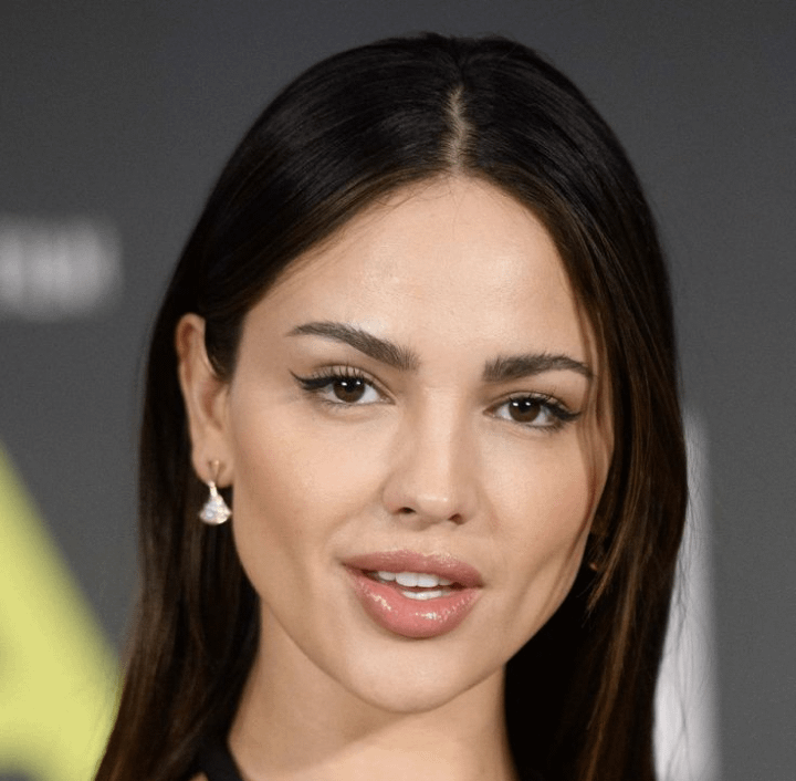 Eiza González Eiza González