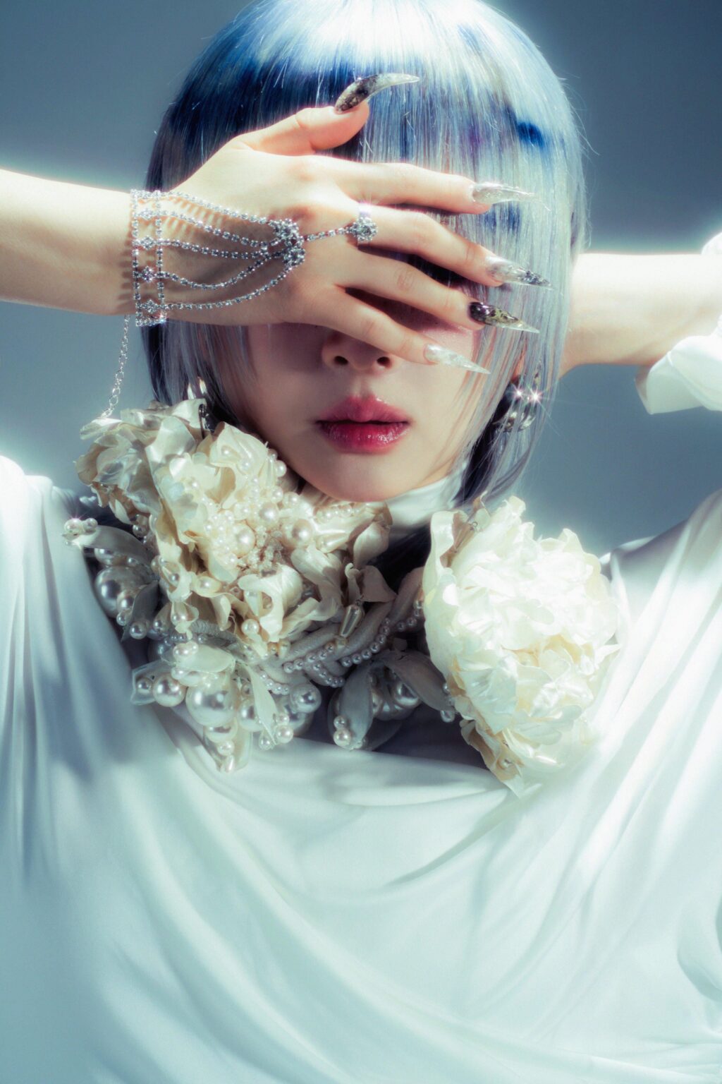 KARD Jiwoo – الحلقة الأولى: (EX)IST (الصورة المفاهيمية رقم 2) KARD Jiwoo - الحلقة الأولى: (EX)IST (الصورة المفاهيمية رقم 2)