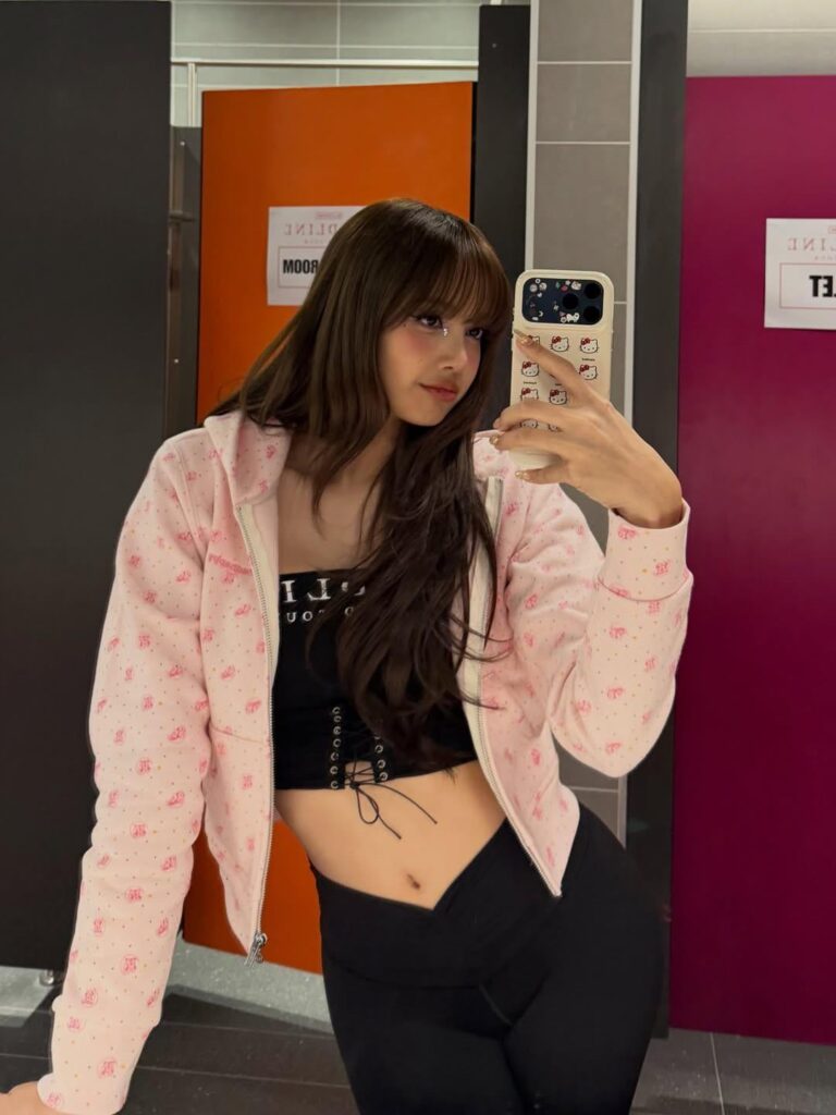 بوست ليزا على الانستغرام