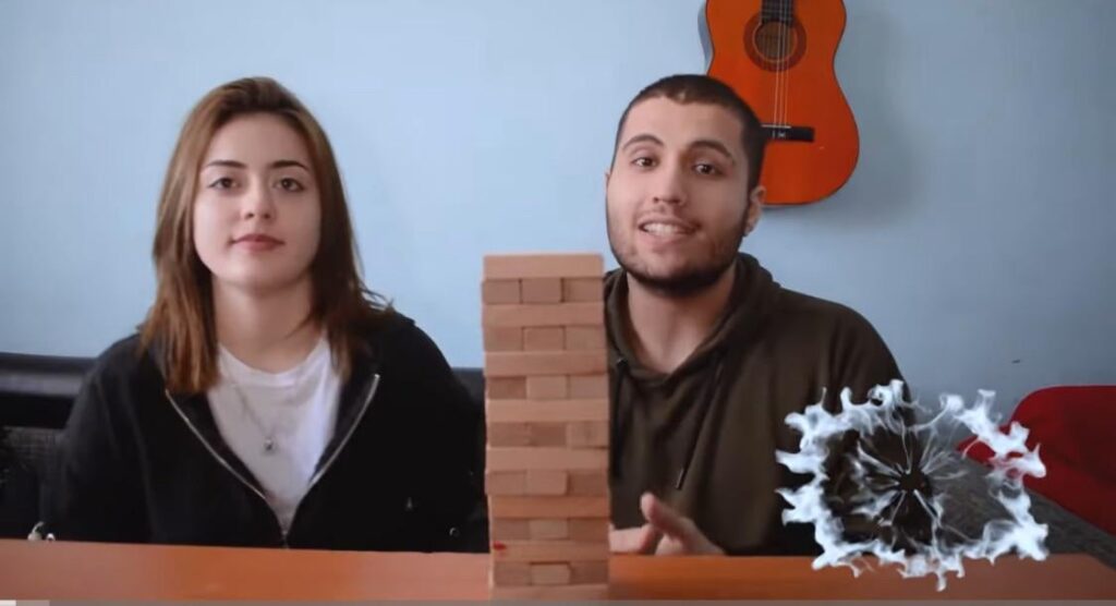 tanıyan varmı kızın ismi yağmur erkeğin ismi ömer youtubedeki kanallarının ismini verebilirmisiniz