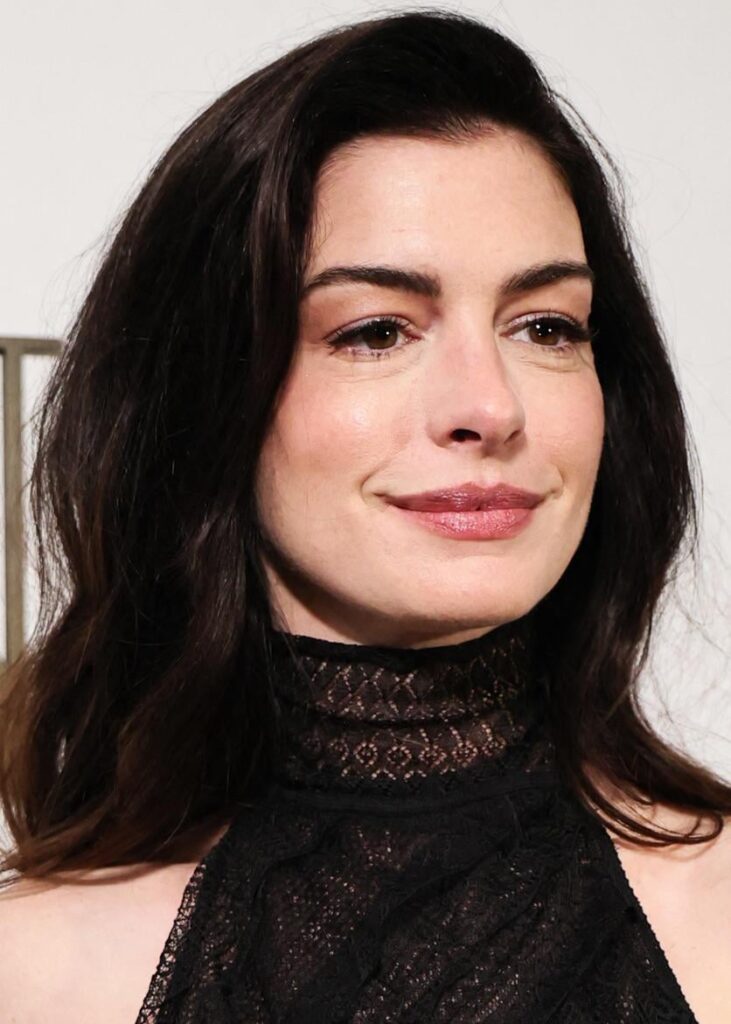 Anne Hathaway Anne Hathaway