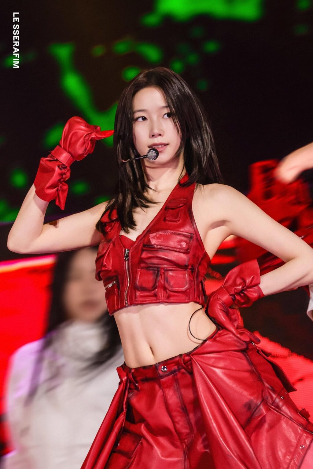 260220 LE SSERAFIM - جوائز القرص الذهبي الأربعون (رسم مصور - Kazuha وHong Eunchae)