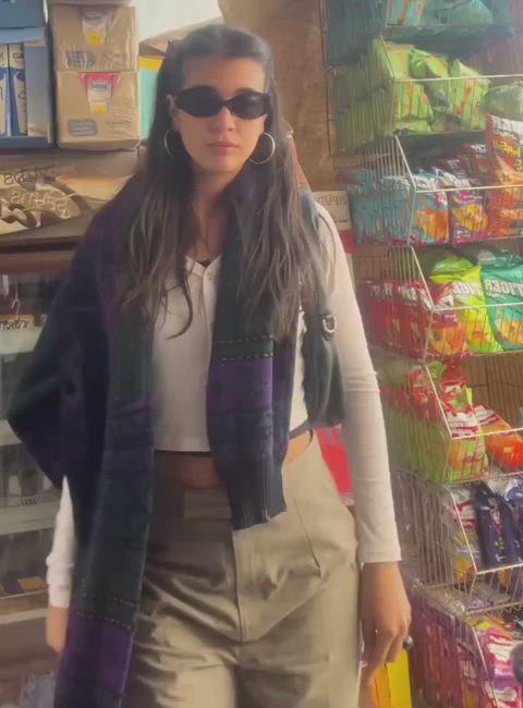 Nourine Abouseada 🍑 🤤