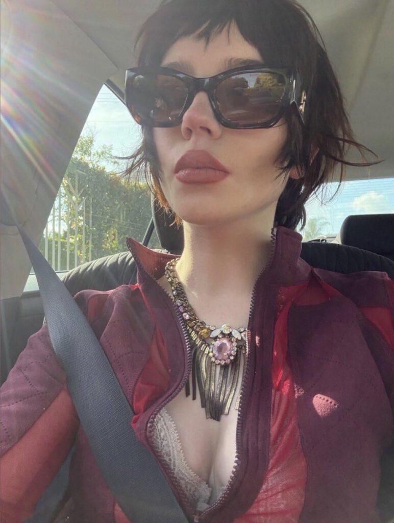 Sophie Thatcher Sophie Thatcher