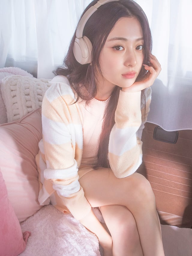 260210 Huh Yunjin - LE SSERAFIM x gelato pique (كتالوج مجموعة التعاون 2026 - سلسلة BEAR×BORDER مع Huh Yunjin)