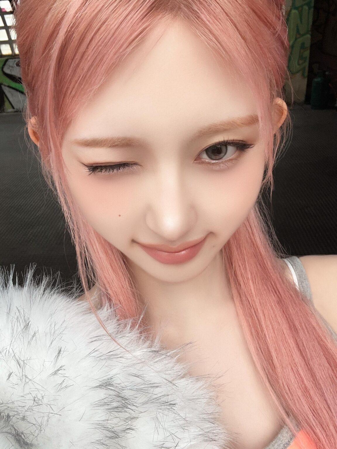 260219 تحديث الديسكورد الرسمي لـ IVE مع غايول