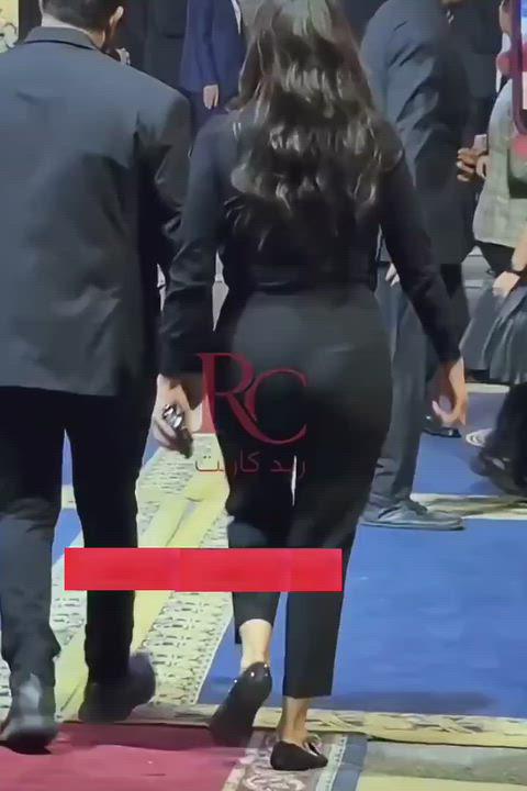 Nermeen El Feky 🍑 (p.t 1 of 2 )