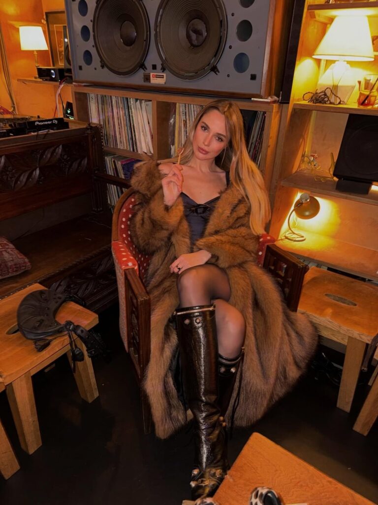 Ecenaz Üçer Ecenaz Üçer