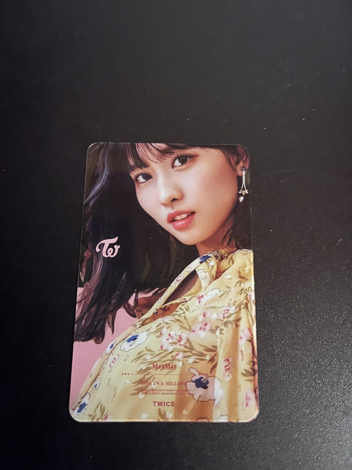 هل يمكن لأحد أن يساعدني في التعرف على هذه البطاقة الضوئية؟