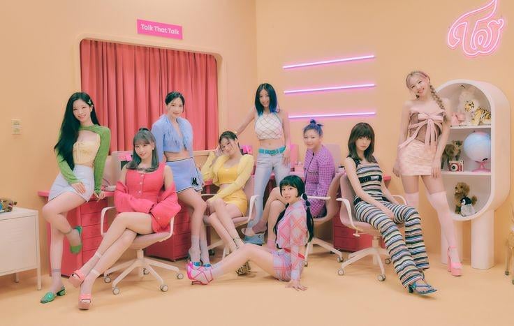 ما هو المفهوم الذي تعتقد أن توايس يجب أن يفعلوه لألبومهم القادم؟